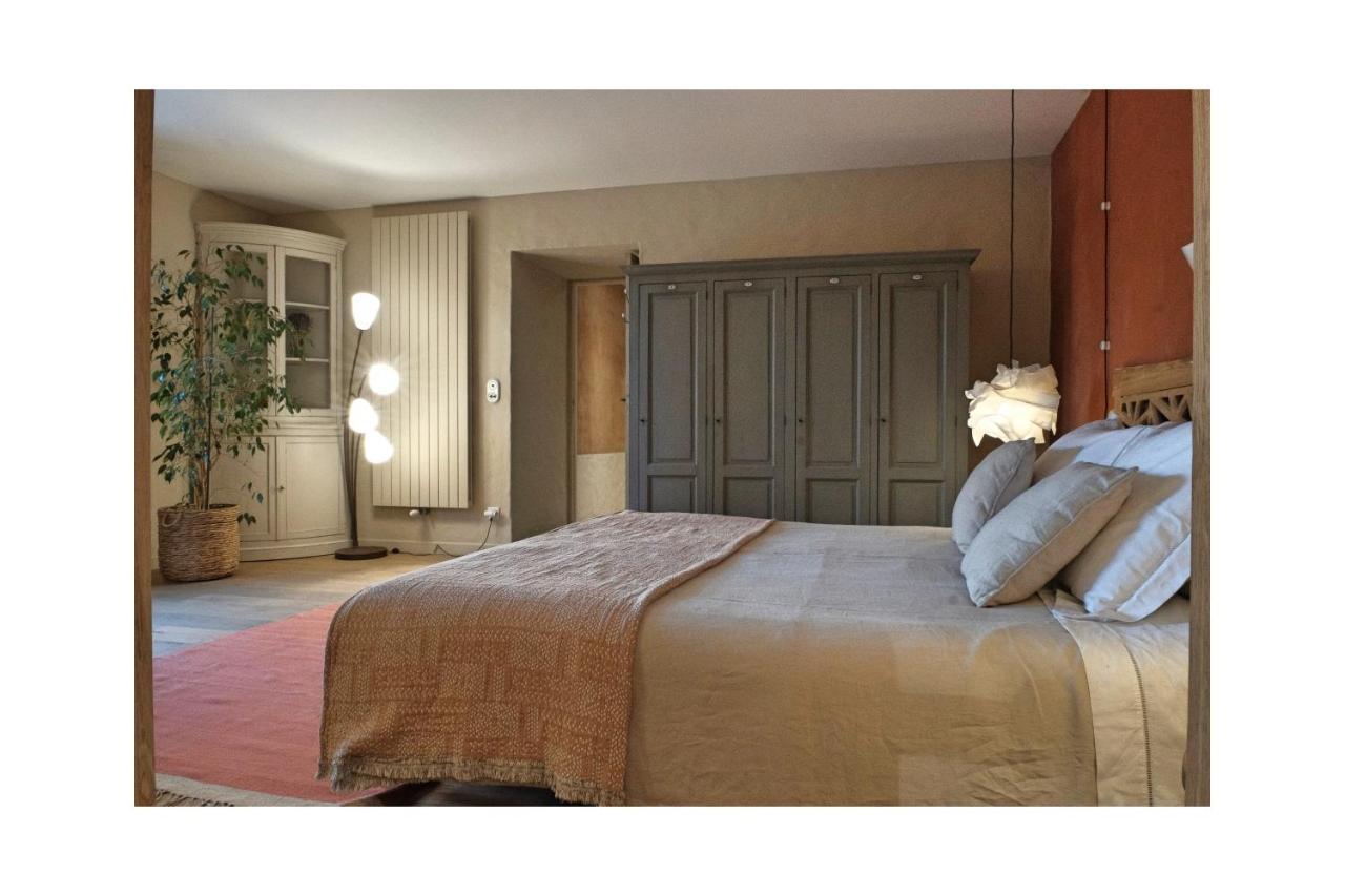 Bed and Breakfast Les Jardins De Sitaara Cucuron Exterior foto
