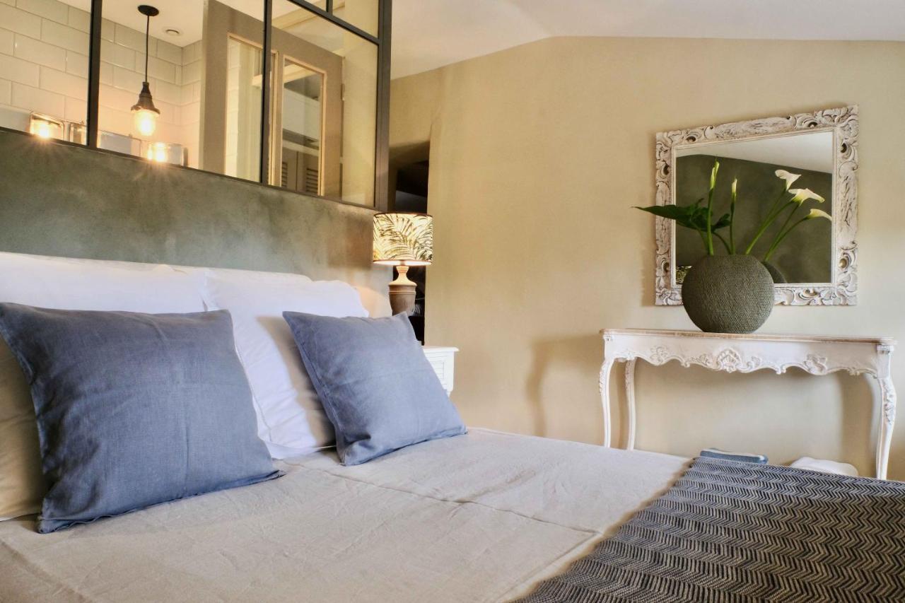 Bed and Breakfast Les Jardins De Sitaara Cucuron Exterior foto